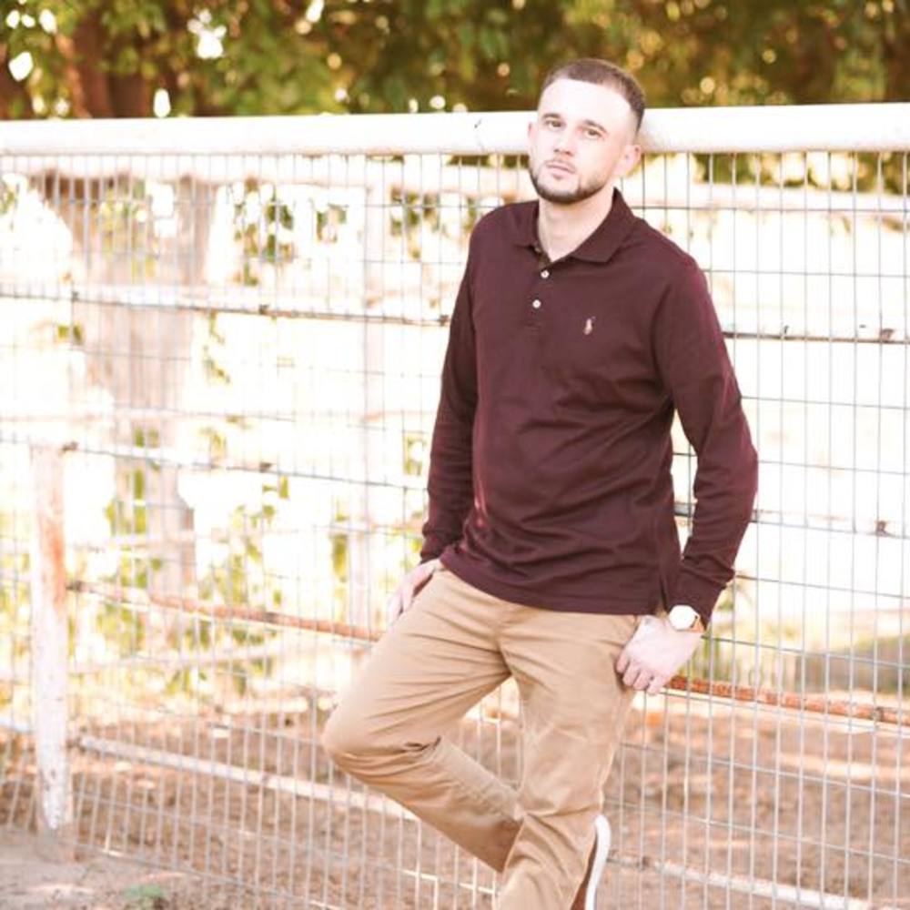 Meet your Posher, Devon